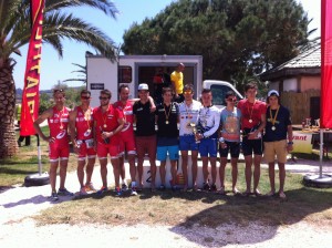 victoire_hommes_equipe_montpellier_etape_triathlon_argeles
