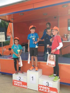 foulées_solidarité_podium_fille